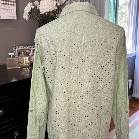 Western Back in the Saddle Mint Green Eyelet Shirt – Size M – 100% Cotton - Picture 7 of 14